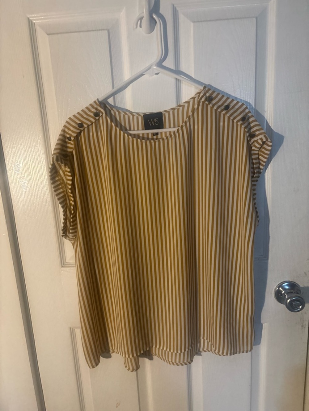 W5 Mustard and Cream Vertical Strip Short Sleeve Top. Size XL